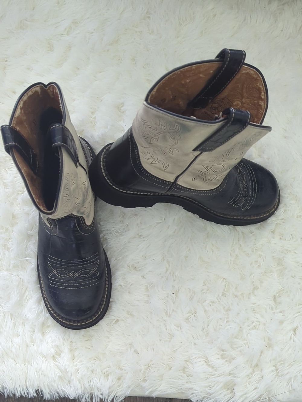 Ariat Leather Western Boot Interior (Fatbaby The Original Ariat)